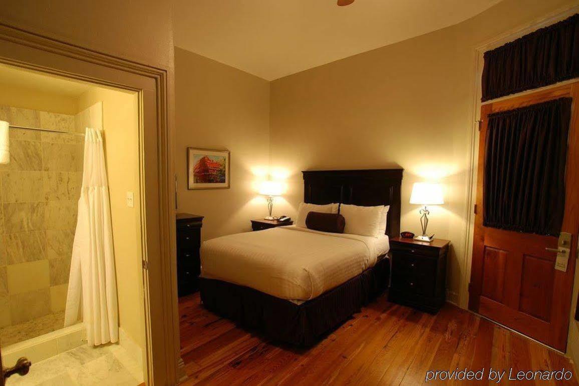 Lamothe House Hotel A French Quarter Guest Houses Property New Orleans Esterno foto